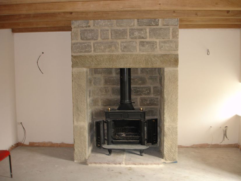 FIRE SURROUNDS & HEARTHS